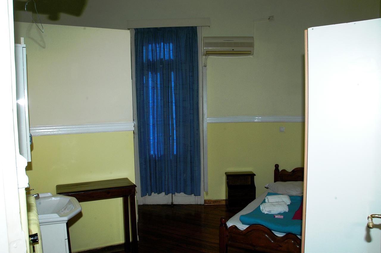 Hostel Lozanni Athen Exterior foto